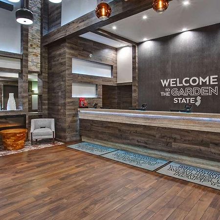 Hampton Inn And Suites Newark Airport Elizabeth Interiér fotografie