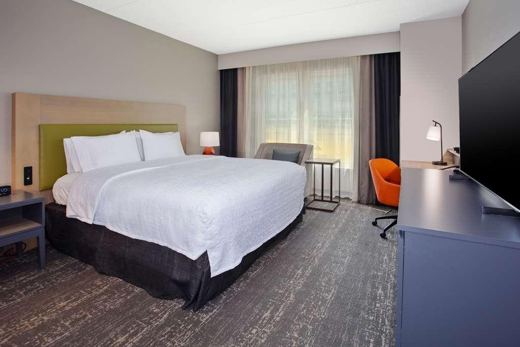 Hampton Inn And Suites Newark Airport Elizabeth Pokoj fotografie