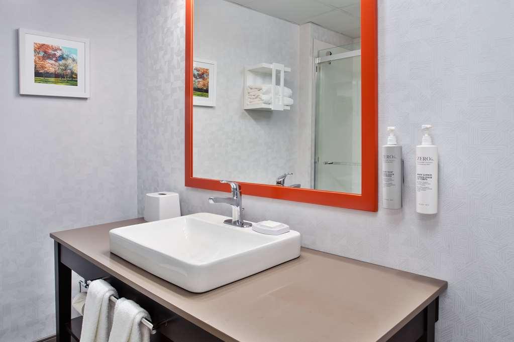 Hampton Inn And Suites Newark Airport Elizabeth Pokoj fotografie
