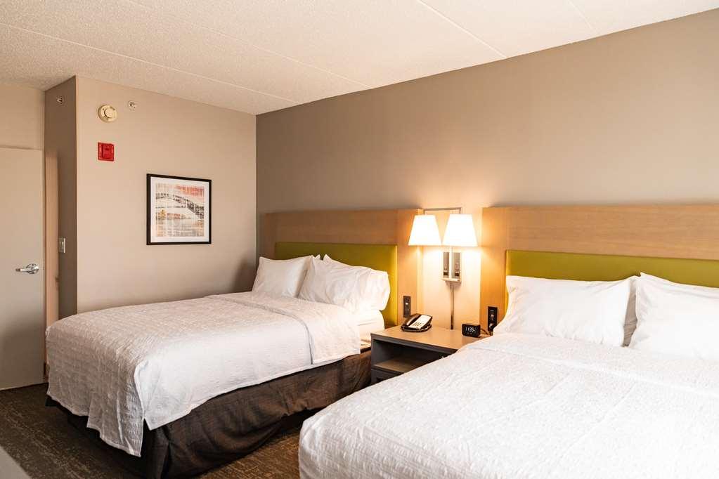 Hampton Inn And Suites Newark Airport Elizabeth Pokoj fotografie