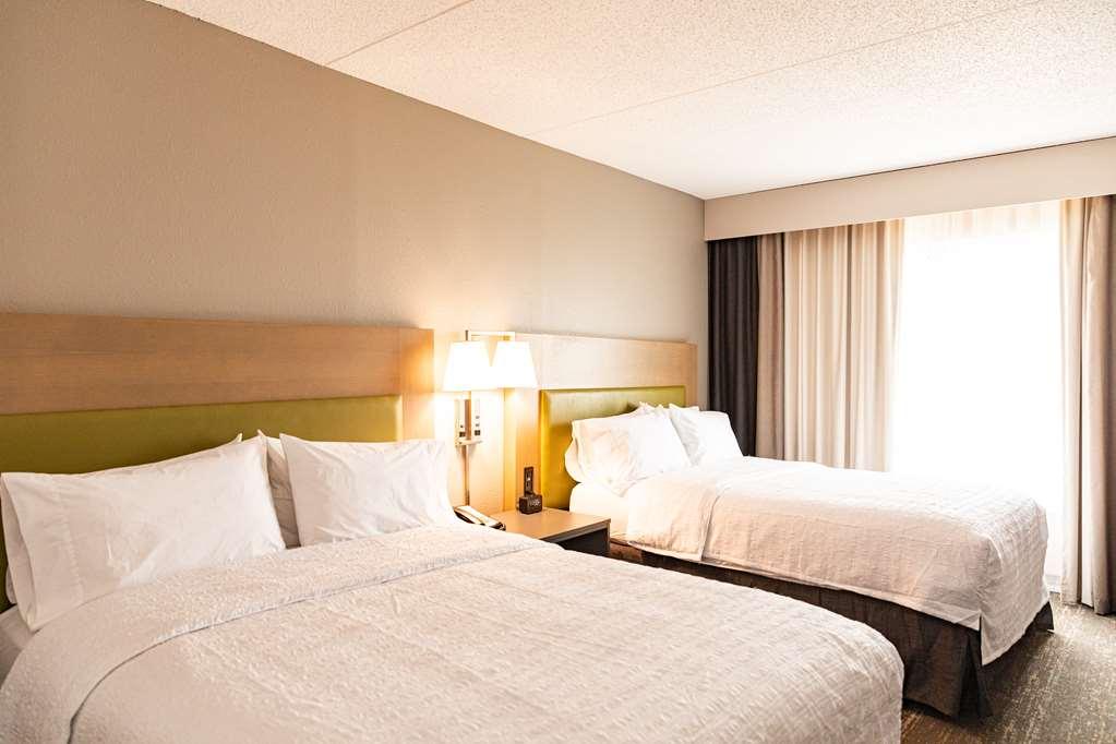 Hampton Inn And Suites Newark Airport Elizabeth Pokoj fotografie